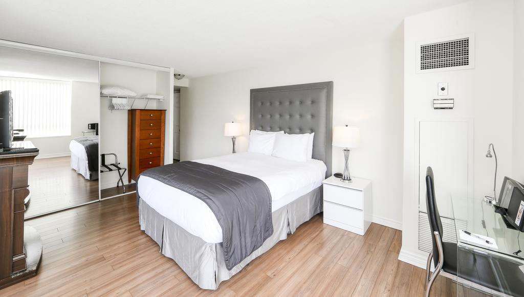Canada Suites On Bay, Established 1998 Τορόντο Εξωτερικό φωτογραφία