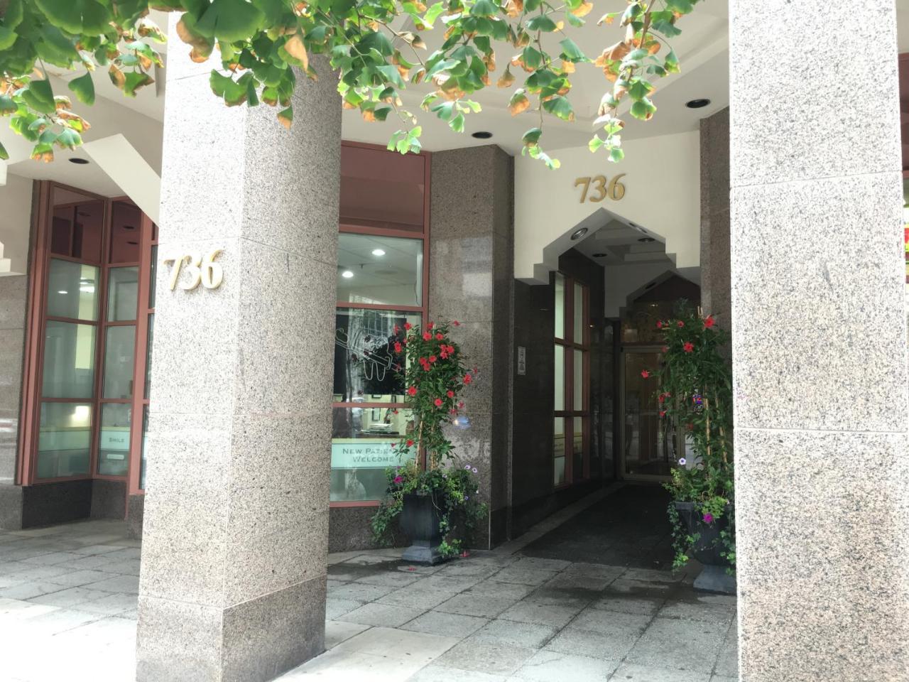 Canada Suites On Bay, Established 1998 Τορόντο Εξωτερικό φωτογραφία